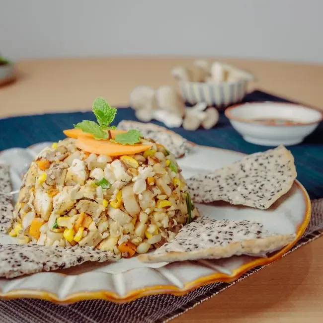 Салат с древесными грибами